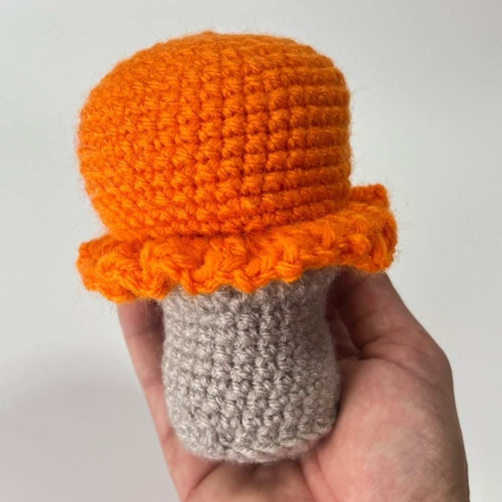 Catnip-stuffed Orange Ice Cream Crochet Toy for Cats Handmade